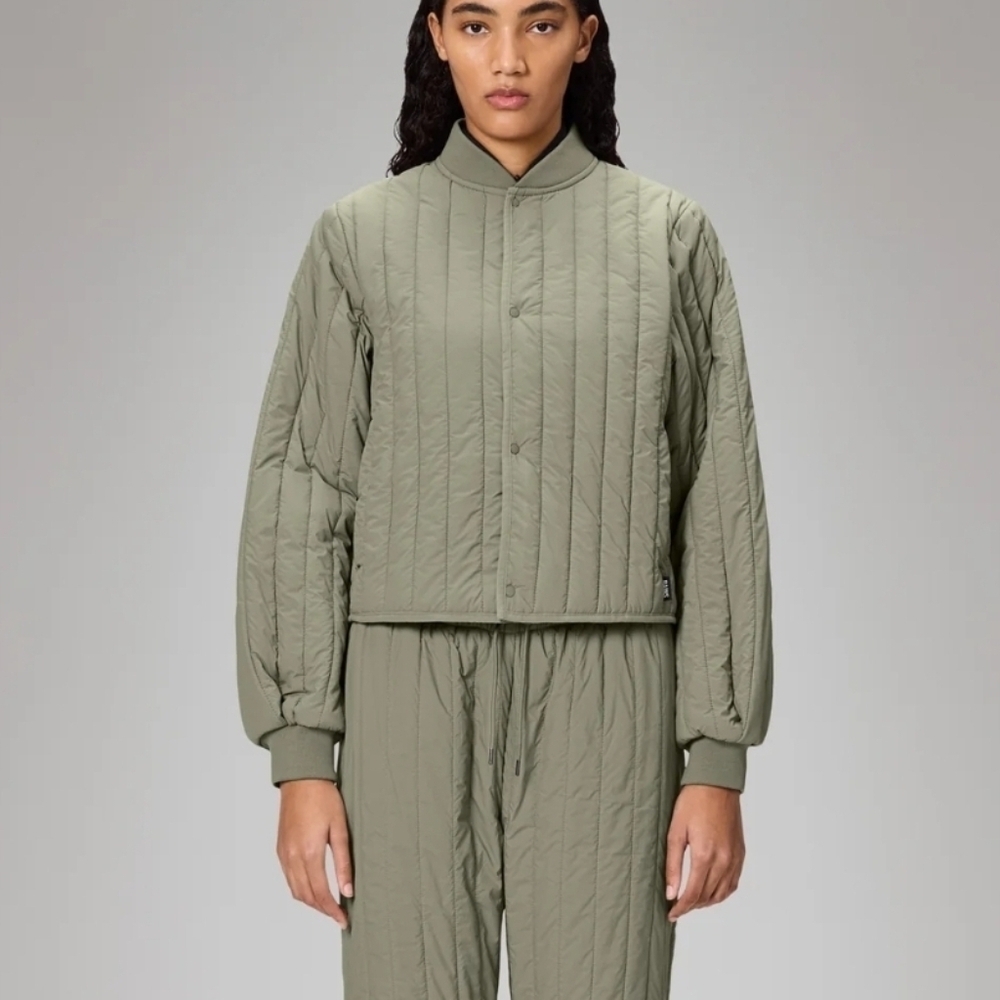 NWT! Rains, Banja Liner Bomber W Jacket, Drift, Size Small, MSRP $150 - Picture 2 of 10
